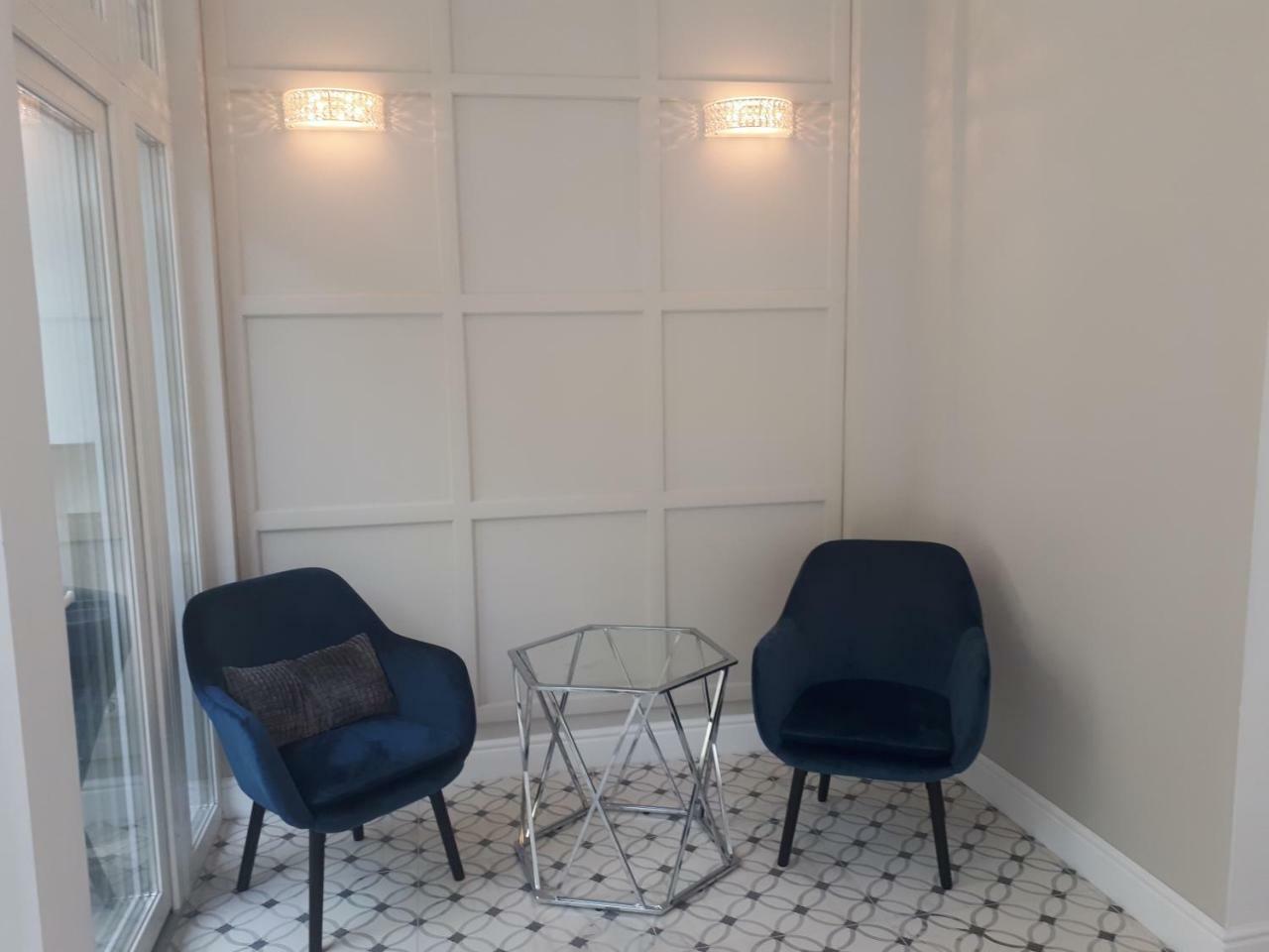 Hotel Artemis à Băile Herculane Extérieur photo